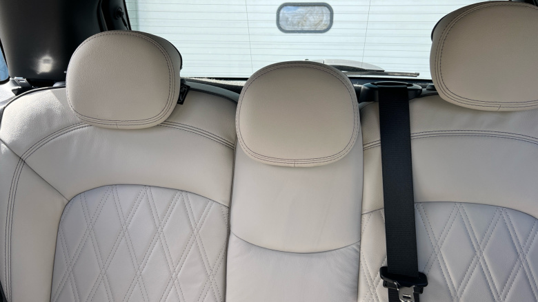 MINI Cooper 1.5 C Exclusive 5dr Auto Petrol Hatchback